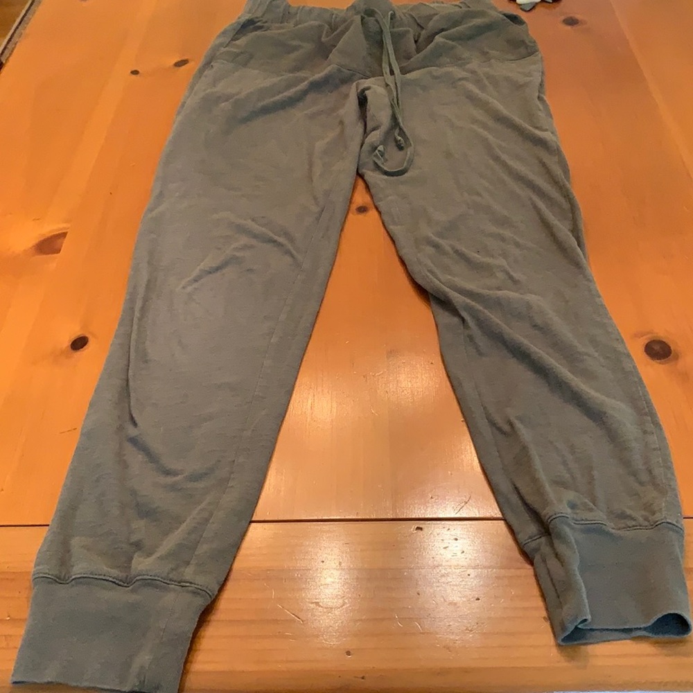 Forever 21 xs joggers